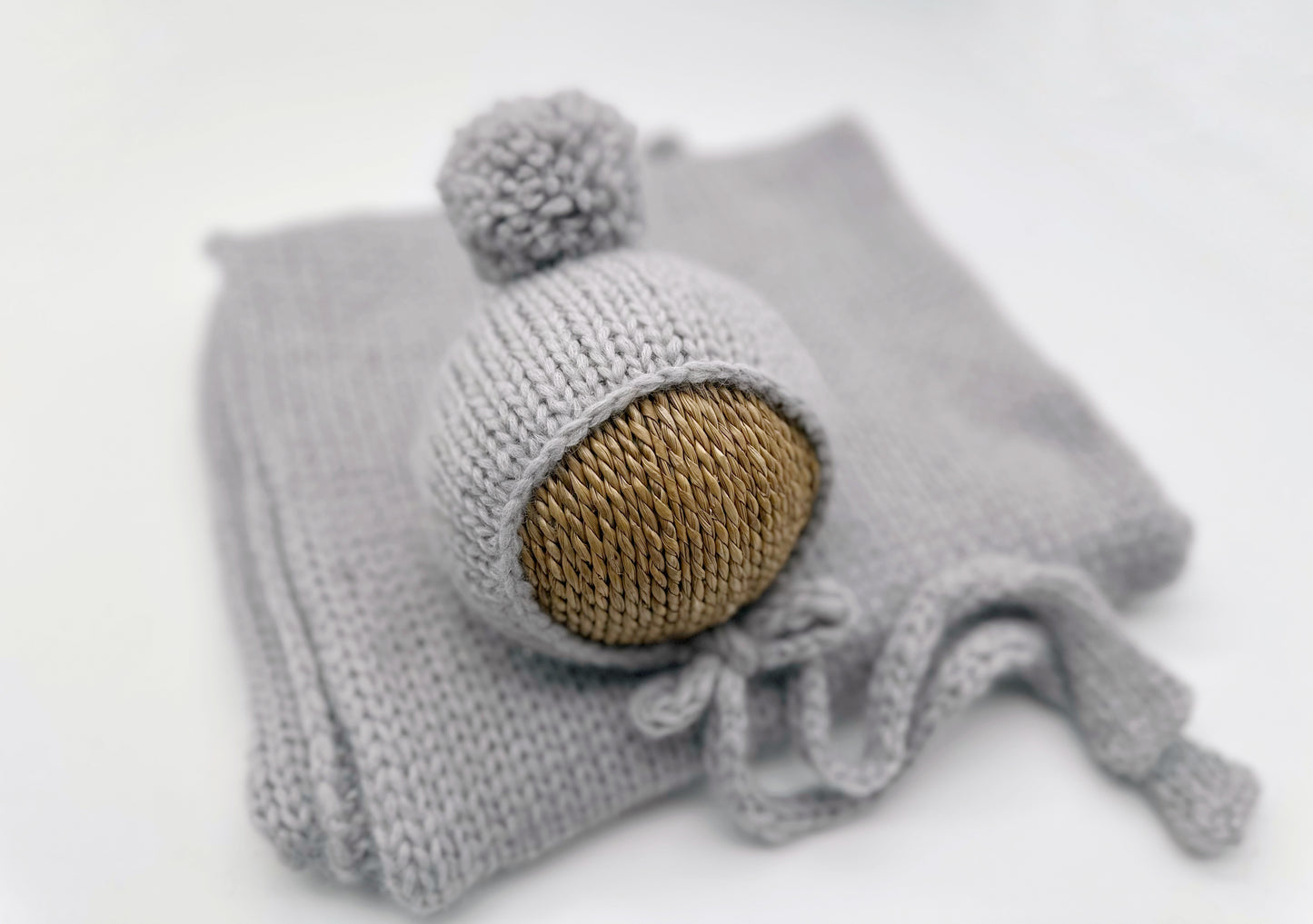 RTS | Light Grey Pom Pom Set