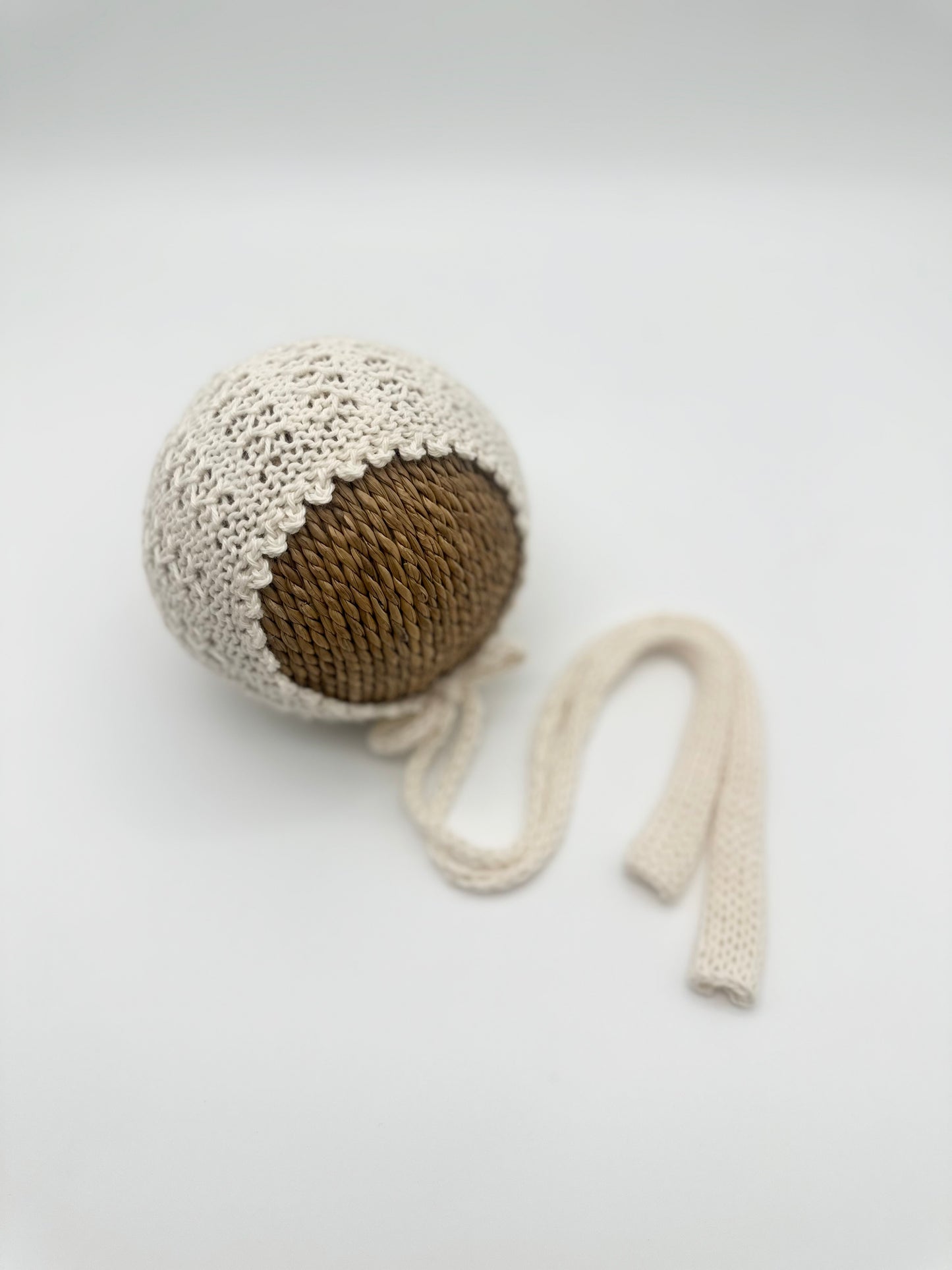 Filigree Bonnet