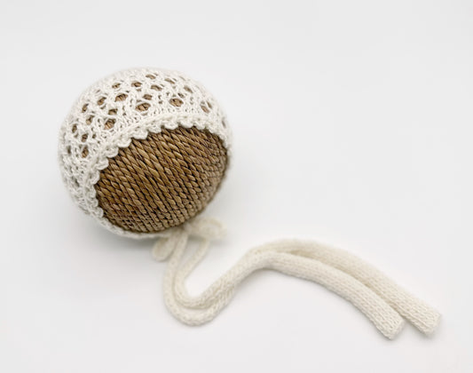 RTS | Snowflake Lace Bonnet