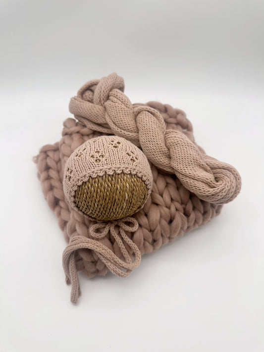 Fleur Newborn Set – Camel Rose | Ready to Ship
